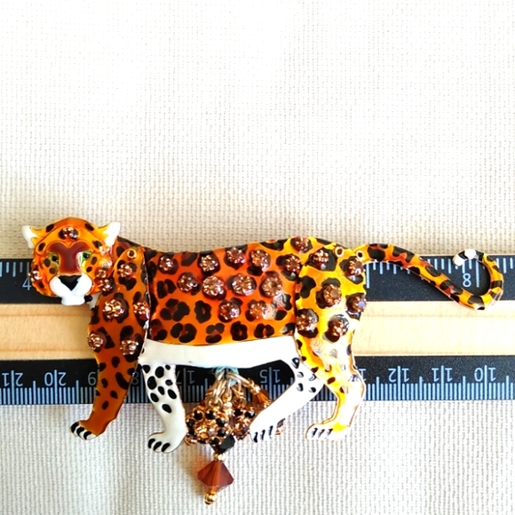 LATR2GO LEOPARD PIN/ENHANCER - Picture 8 of 15